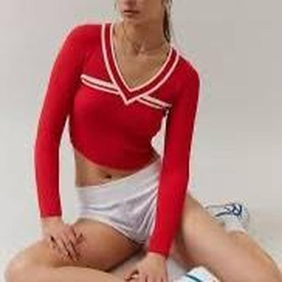 Urban Outfitters (BDG) Addison Ribbed Knit Sweater . NWOT, size medium. - Picture 1 of 4